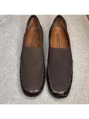Donald J Pliner Sport Shoes Women 9N Brown Tortoiseshell Italian Slip On Stretch